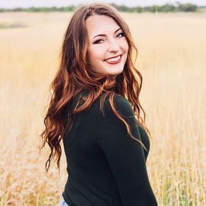 Meet your Posher, Kendra